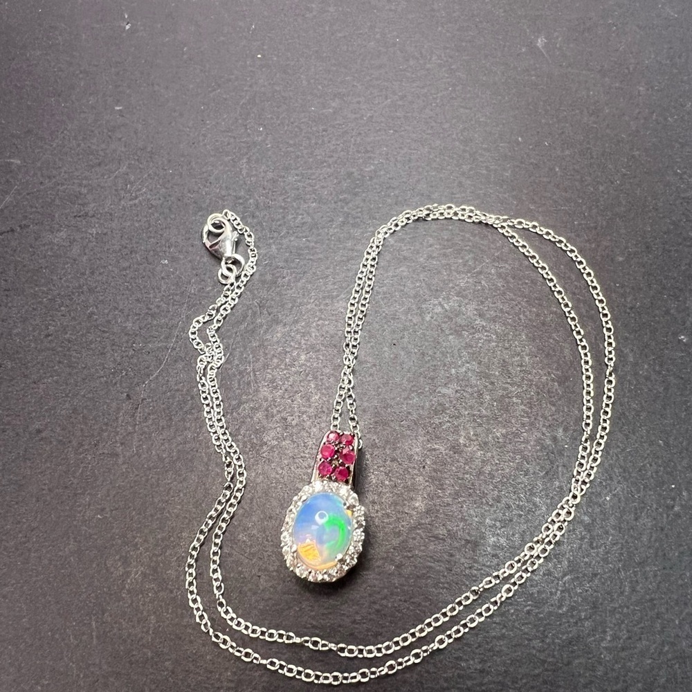 Ethiopian opal, ruby and zircon pendant and chain in platinum over sterling - Picture 8 of 14
